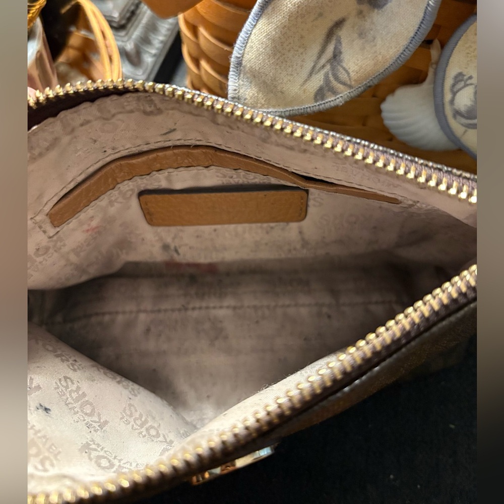 Michael Kors Brown Logo Cosmetic Pouch with Gold Tone MK Emblem - Picture 6 of 8